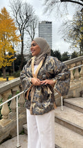 Kimono noir, marron intérieur beige