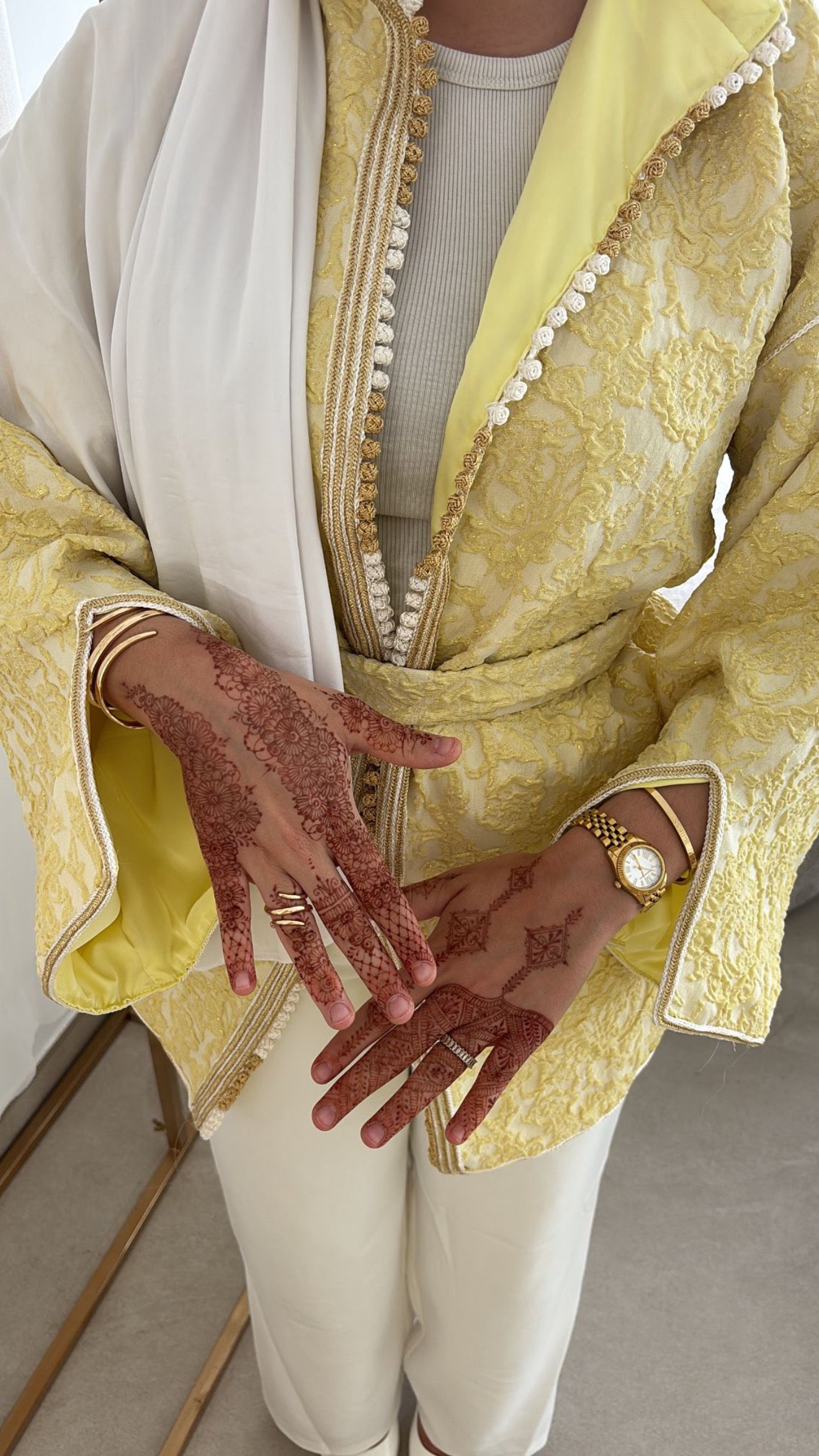 Kimono jaune 💛 ( expédition à partir du 30/05)