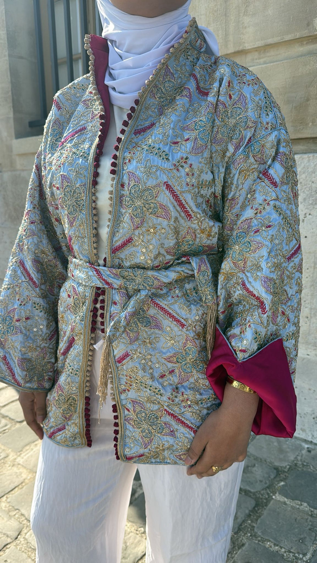 Kimono bleu ciel intérieur fushia