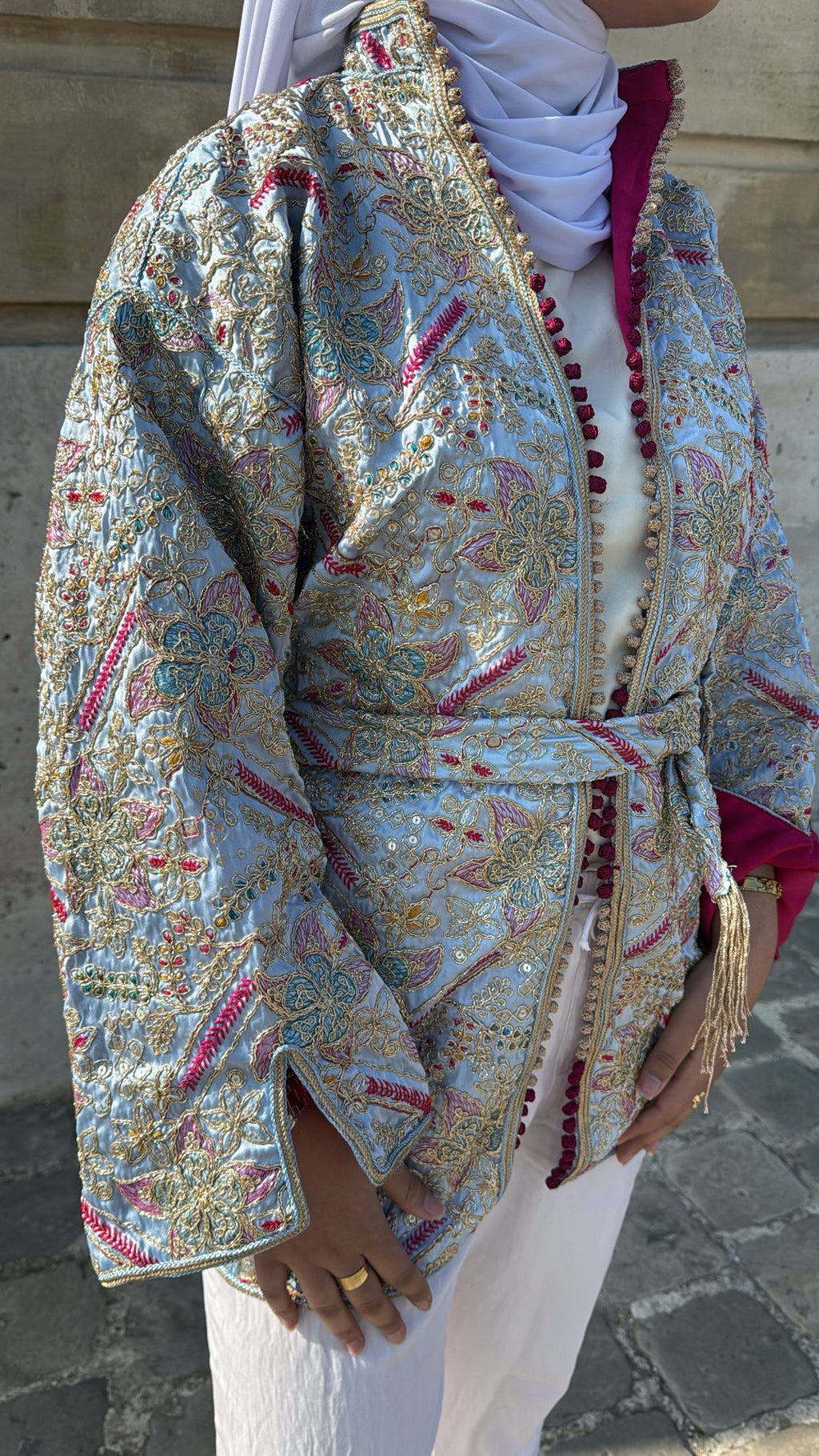 Kimono bleu ciel intérieur fushia