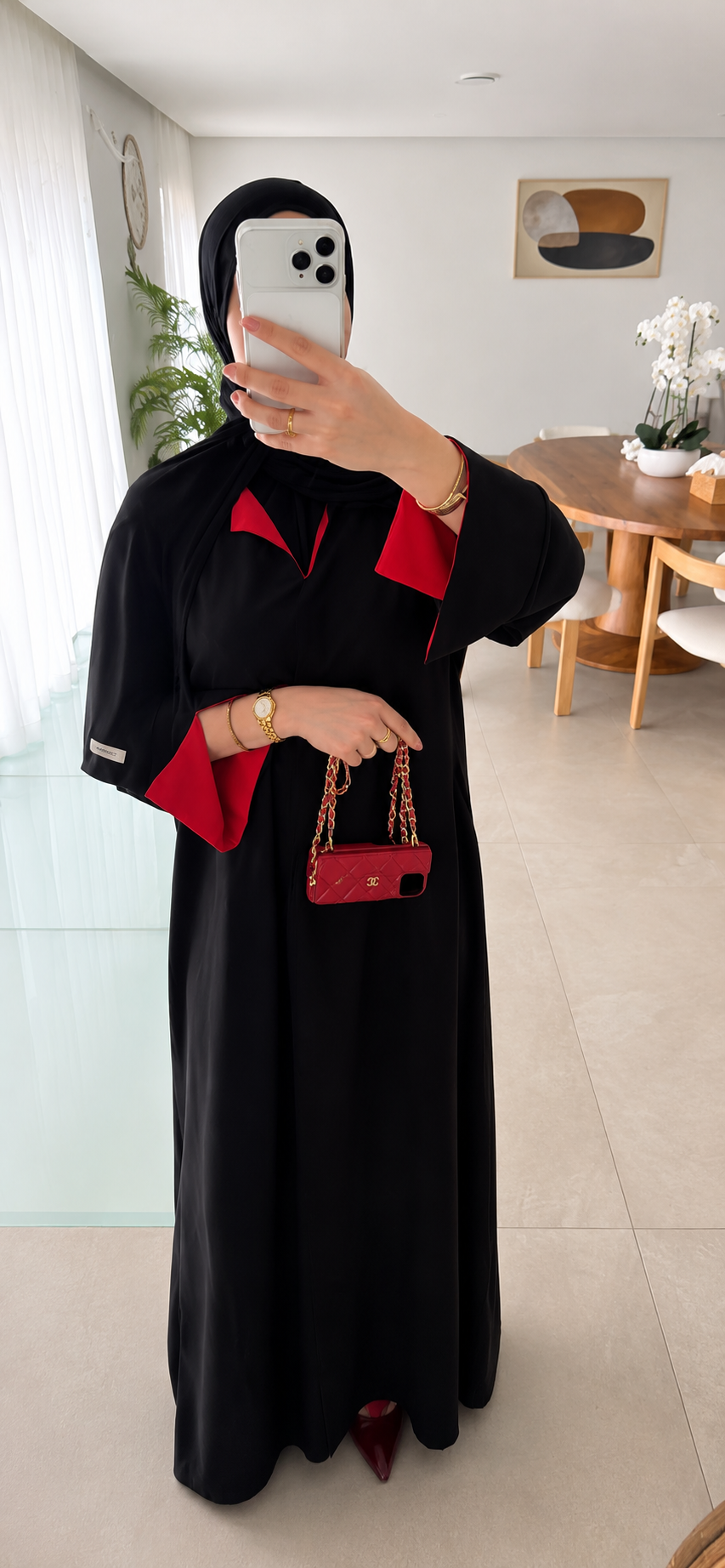 Abaya noir intérieur rouge