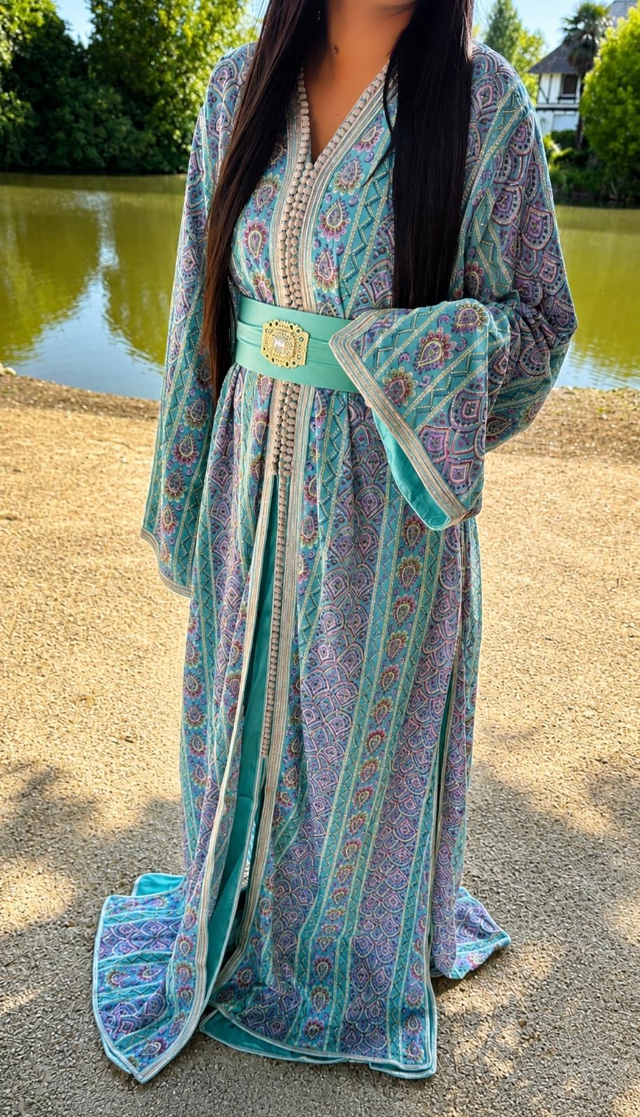 Takchita Azura 🩵